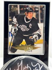 WAYNE GRETZKY SIGNED PUCK UDA COA